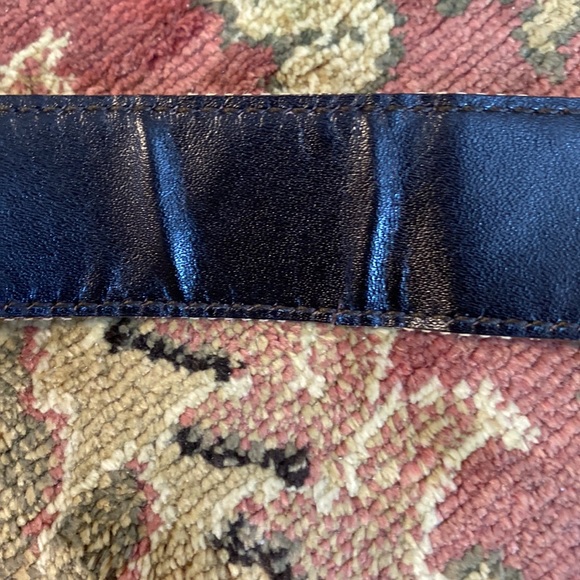 Vintage Gucci belt with signature pattern! - Picture 5 of 7